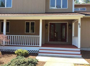 85 Old Carriage Rd, Coventry, RI 02816