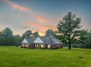 6 Will Dr, Perryville, AR 72126