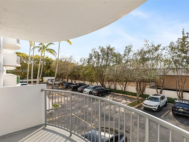 210 Sea View Dr #207 — Photo 19