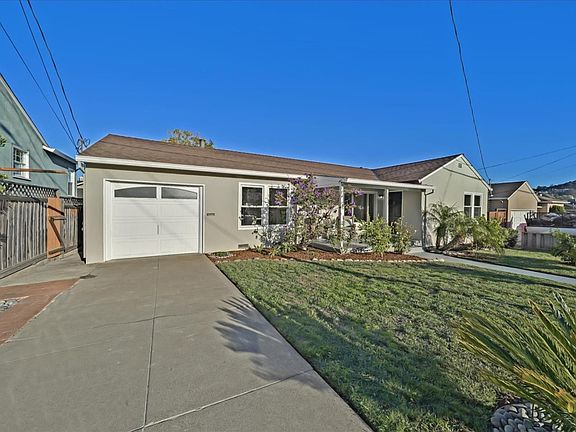 3rd image of 3023 Mason Ln