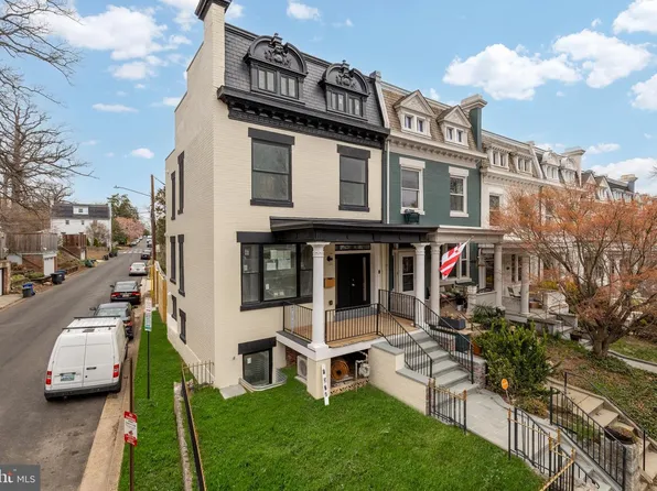 1527 Buchanan St NW, Washington, DC 20011