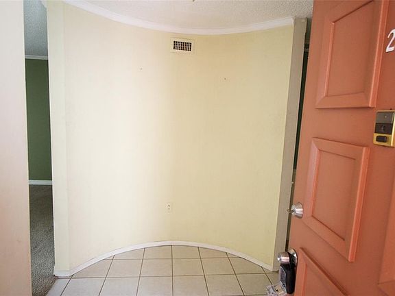 3rd image of 540 Orange 20 Dr