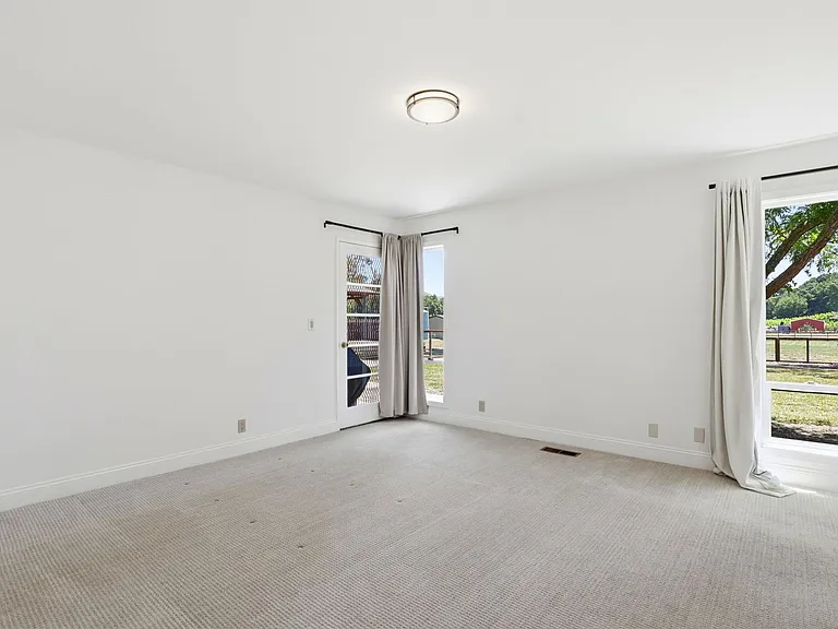 10200 Parrish View Dr — Photo 20