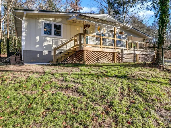 93 New Salem Rd, Swannanoa, NC 28778