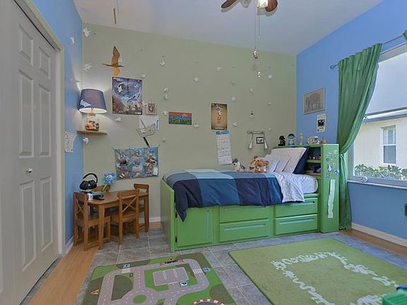 5th image of 18016 Maui Isle Dr
