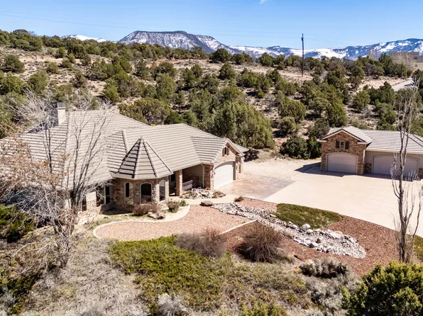 1533 S Cross Hollow Dr, Cedar City, UT 84720
