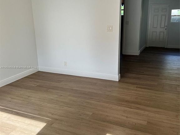 4th image of 2124 Garfield St #2124