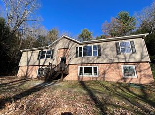 460 Lower Middle Creek Rd, Kunkletown, PA 18058