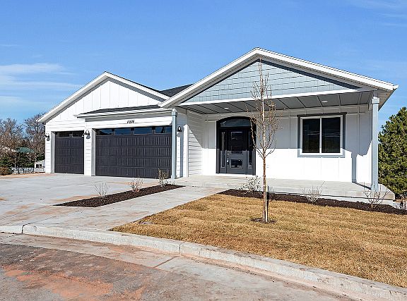 3rd image of 11374 S Jenny Lynn Ct Unit 3