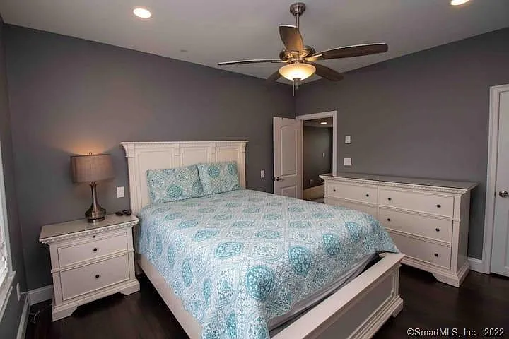 21 Groveway #21 — Photo 14