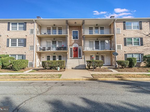 2nd image of 12703 Gordon Blvd APT 23