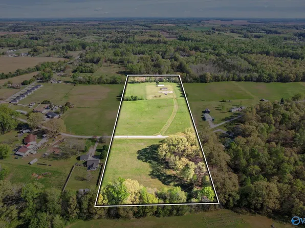 1239 Scott Rd, Hazel Green, AL 35750