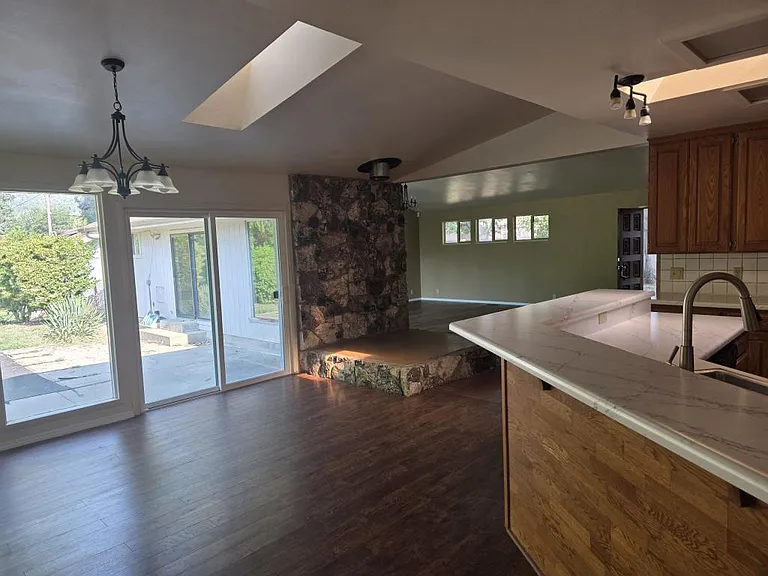 6584 Williams Hwy — Photo 7
