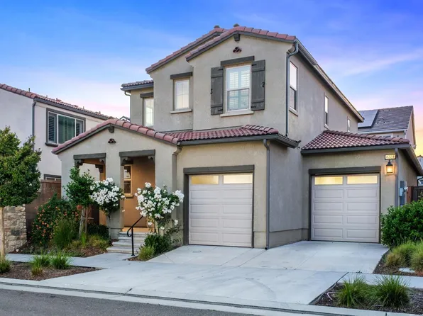 4228 Vineyard Dr, Madera, CA 93636