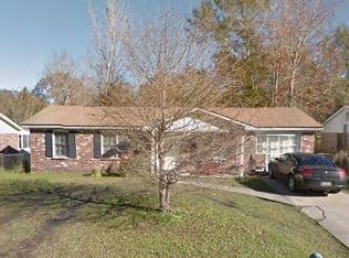 110 Pine Grove Dr, North Charleston, SC 29420