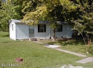 612 San Francisco Rd, Carbondale, IL 62901