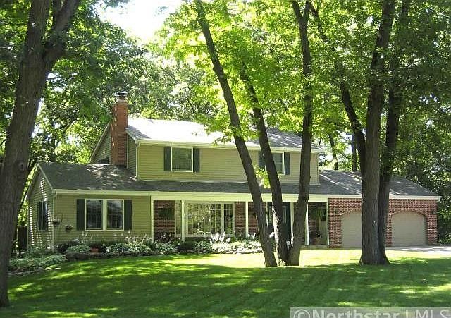 1st image of 2565 Queensland Ln N