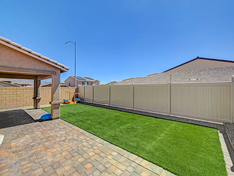 4116 Gold Desert St — Photo 46