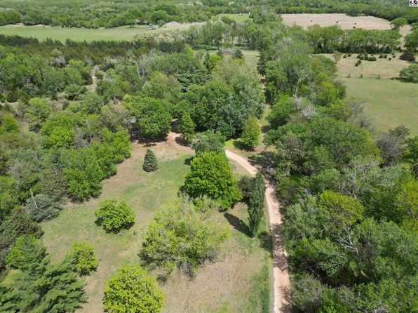 5200 N Lorraine St, Hutchinson, KS 67502