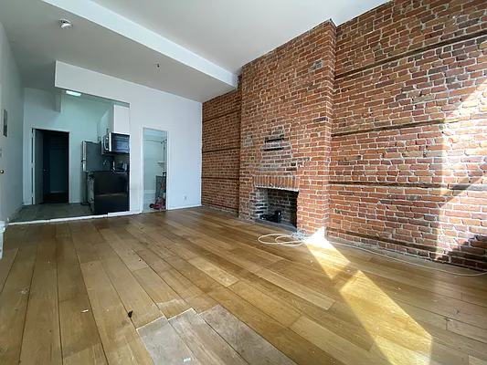 Rented by Corcoran | media 2