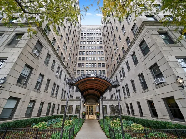 3520 N Lake Shore Dr APT 4M, Chicago, IL 60657