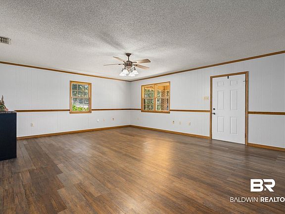 3rd image of 5503 Darring St