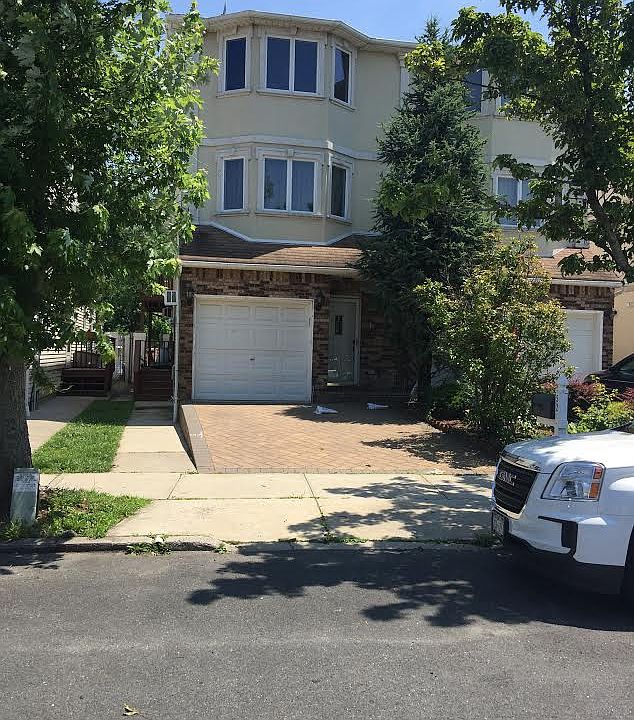 1st image of 52 Corona Ave