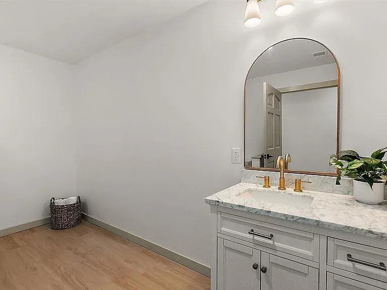 9780 Courtland Dr NE — Photo 21