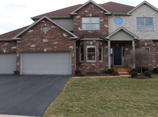 449 Sudbury Cir, Oswego, IL