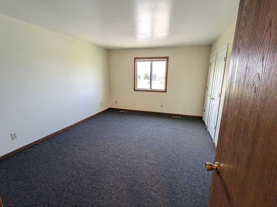 2nd image of 3756 W 73rd Pl