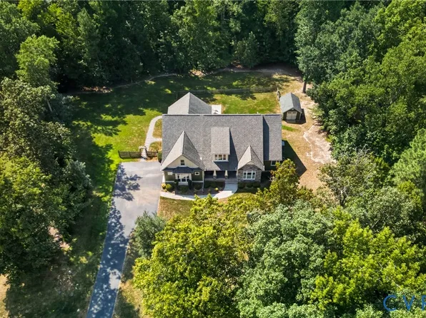11630 Barrows Ridge Ln, Chesterfield, VA 23838