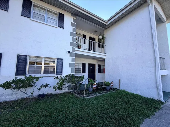 4507 3rd Street Cir W APT 275, Bradenton, FL 34207