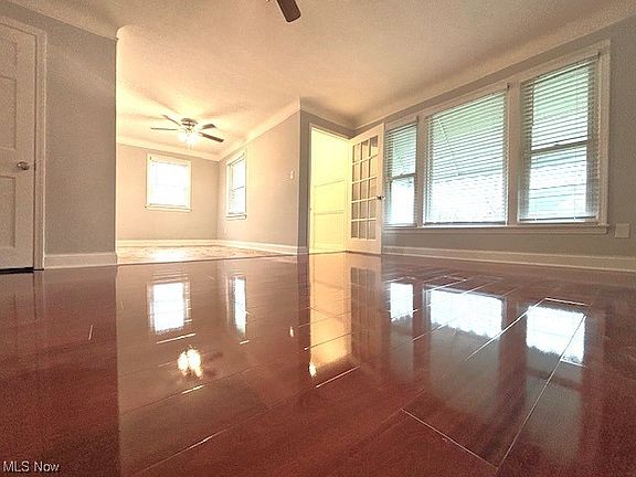 2nd image of 1457 Orchard Heights Dr