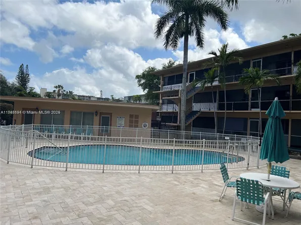 1500 NE 127th St APT 114, North Miami, FL 33161