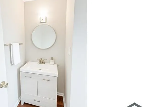 1324 Academy Ave, Saint Louis, MO