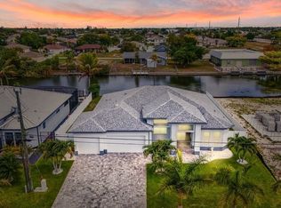 21 SW 21st St, Cape Coral, FL 33991