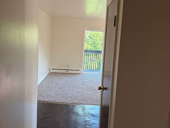 3rd image of 4047 Reading Rd APT 36