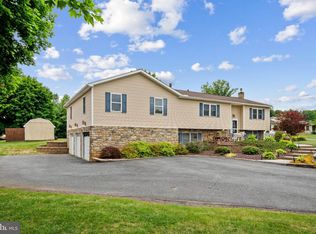 1861 W Lisburn Rd, Carlisle, PA 17015