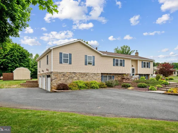 1861 W Lisburn Rd, Carlisle, PA 17015