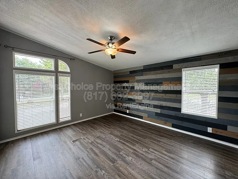 197 Private Road 4652 — Photo 30