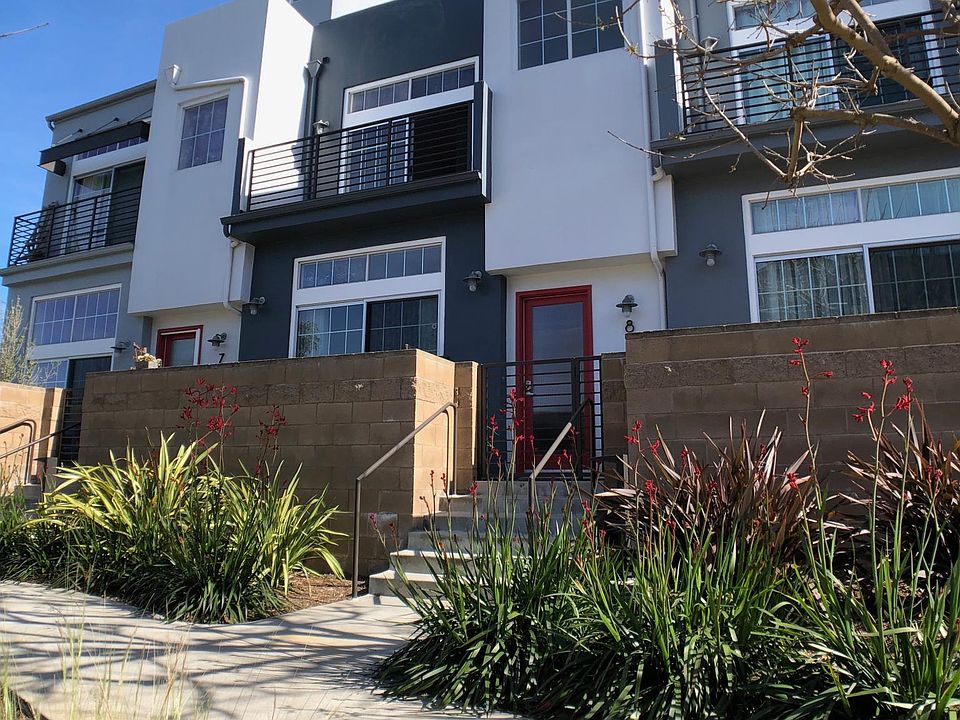 1st image of 5300 Playa Vista Dr APT 8