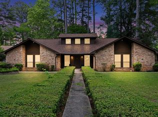 32 Stonegate Dr, Longview, TX 75601