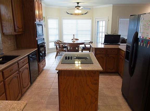 4th image of 5233 Saint Croix Ln