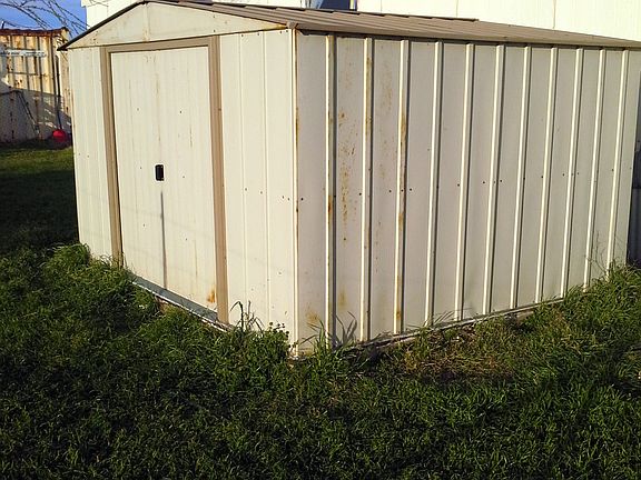 3rd image of 320 County Road 427