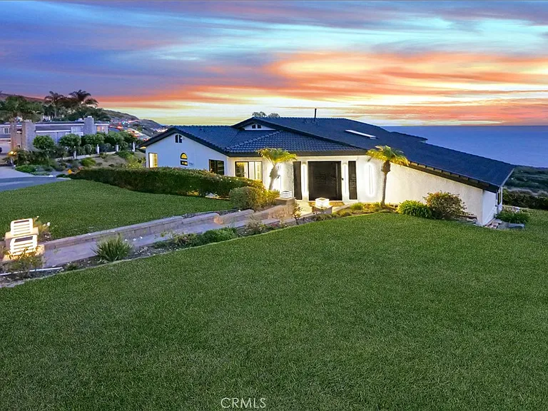 32551 Seacliff Dr — Photo 12