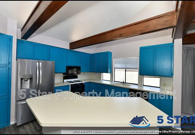 3212 Canyon Point Ln — Photo 16
