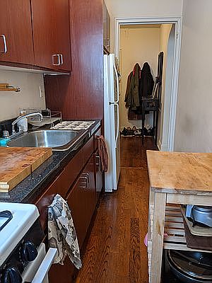2nd image of 106 Clarkson Ave #V2