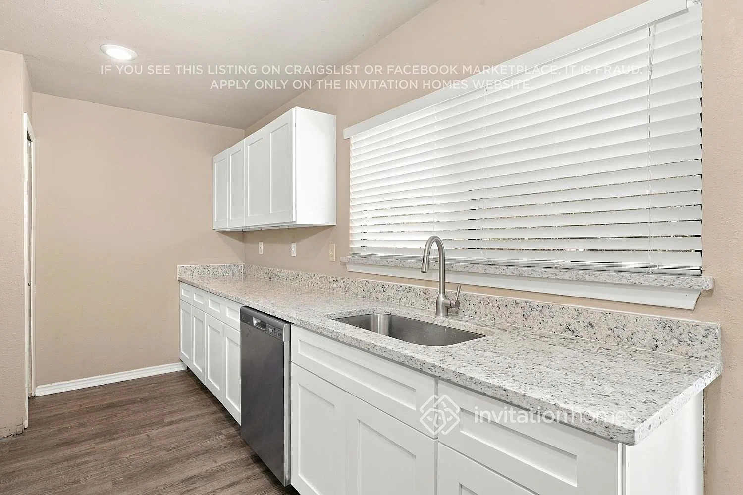 1534 Coffeyville Trl Grand Prairie, TX 75052 — Photo 3