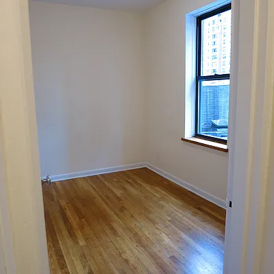 Rented by City & Suburban | media 7