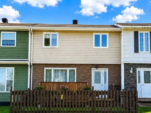 844 Tamarack Drive, Labrador City, NL A2V2M4